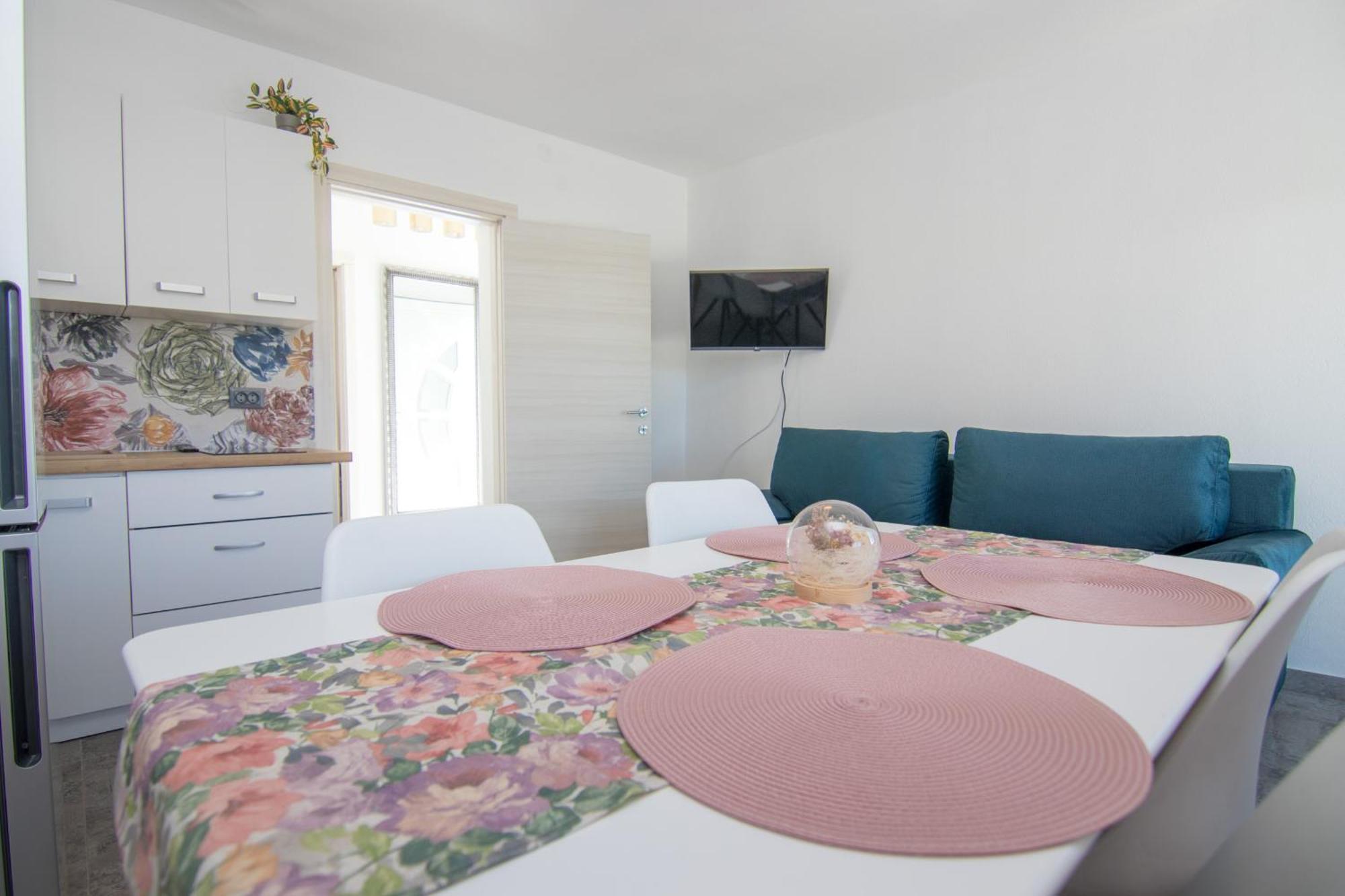 Apartments Flowers Krk Town Exterior foto