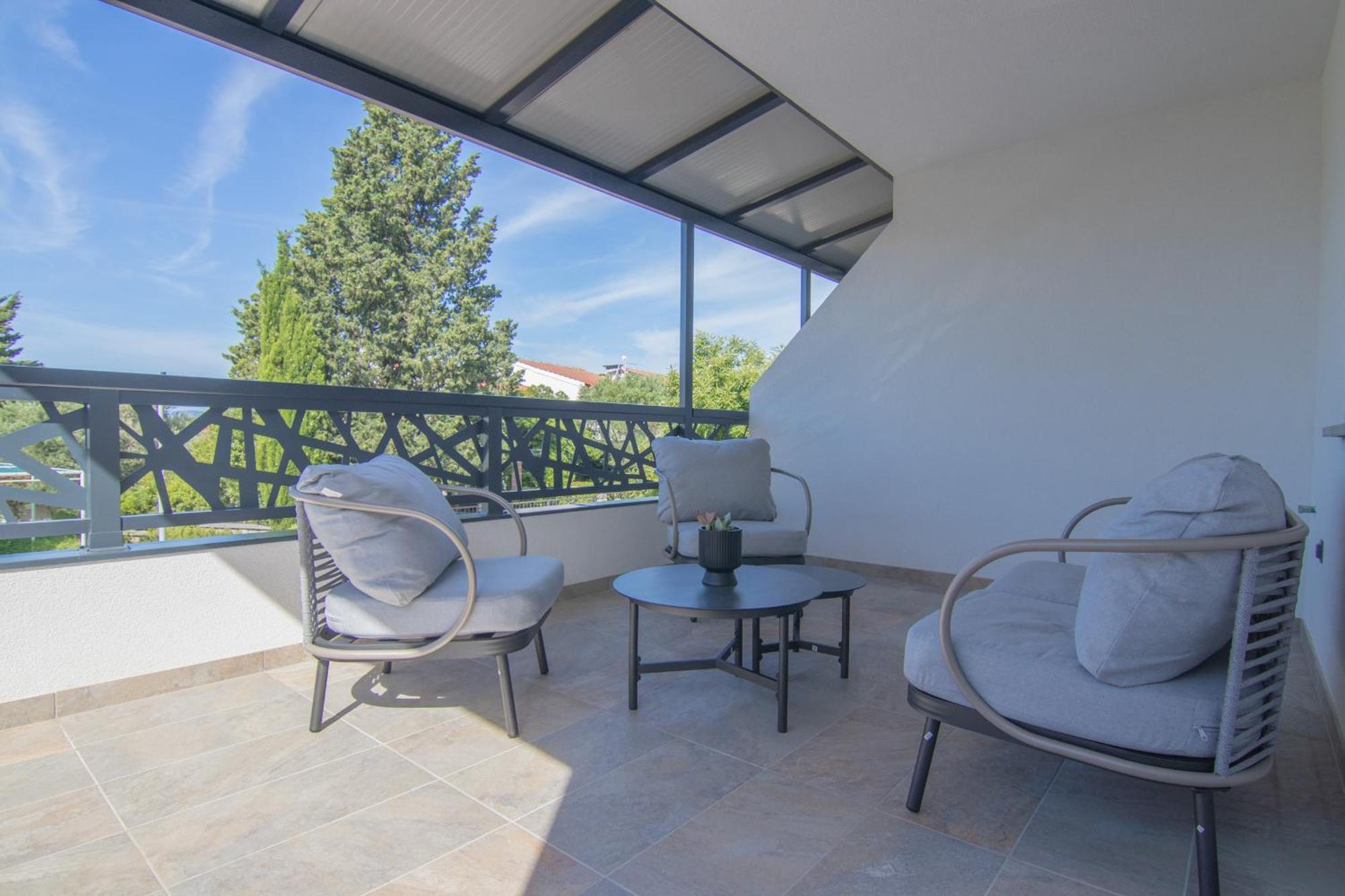 Apartments Flowers Krk Town Exterior foto