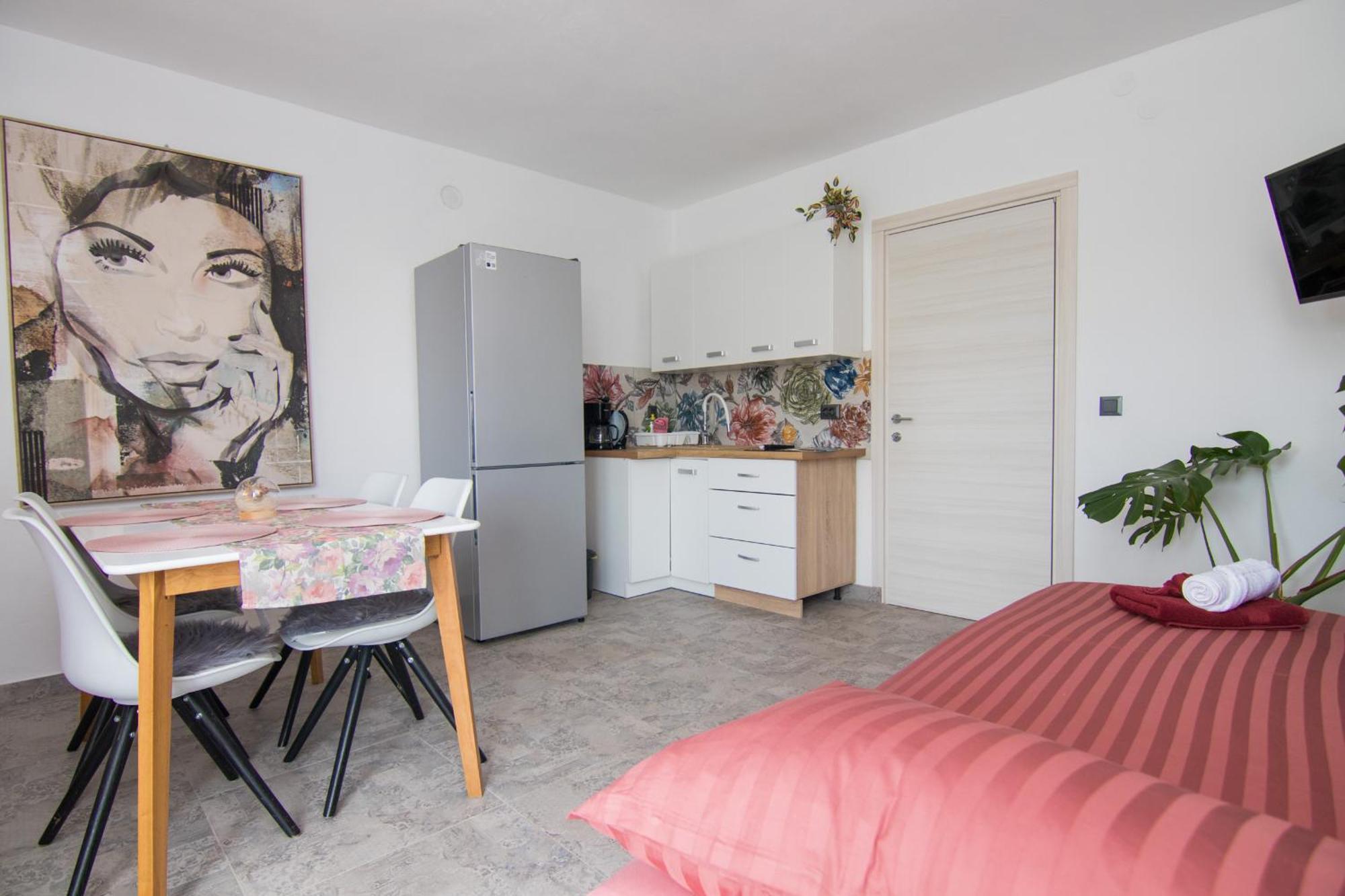 Apartments Flowers Krk Town Exterior foto