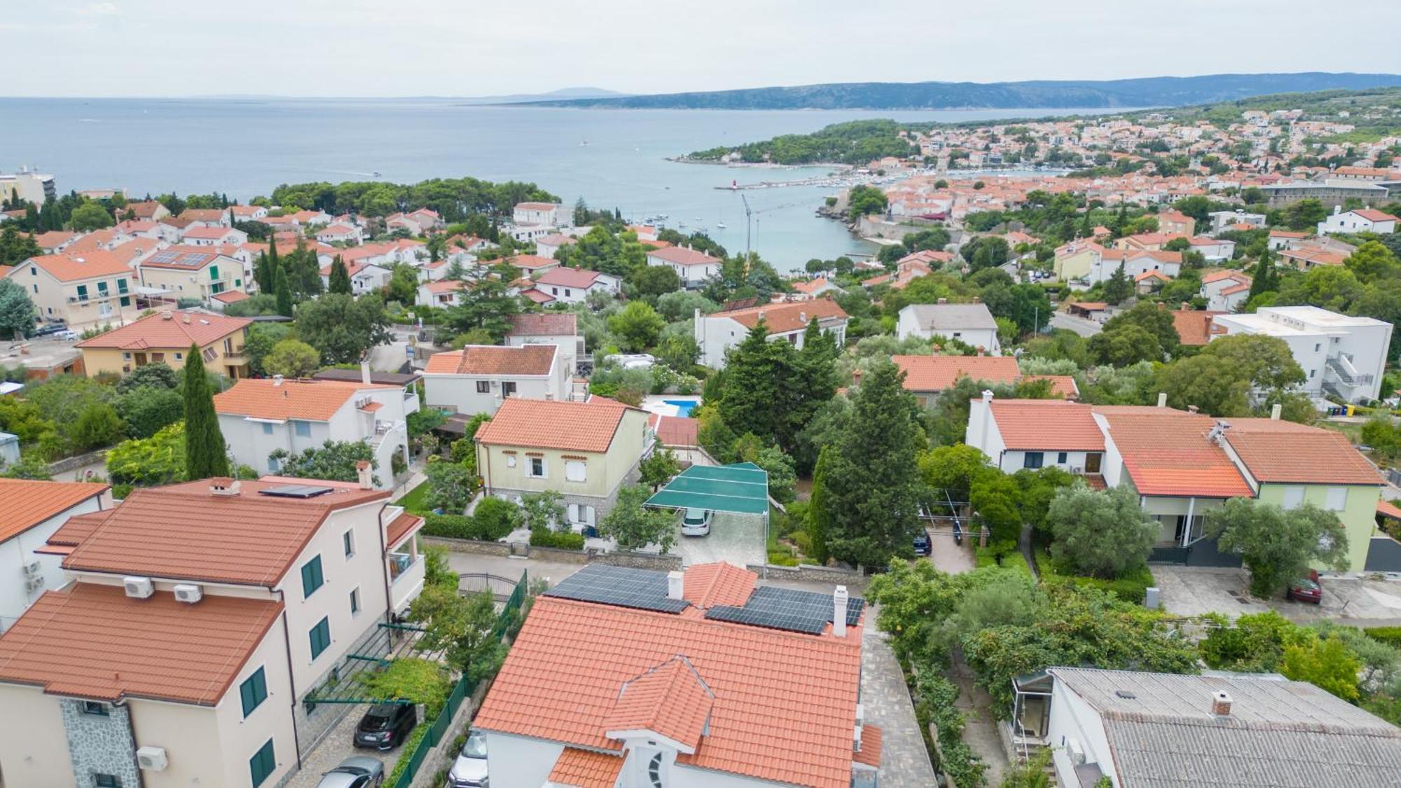 Apartments Flowers Krk Town Exterior foto
